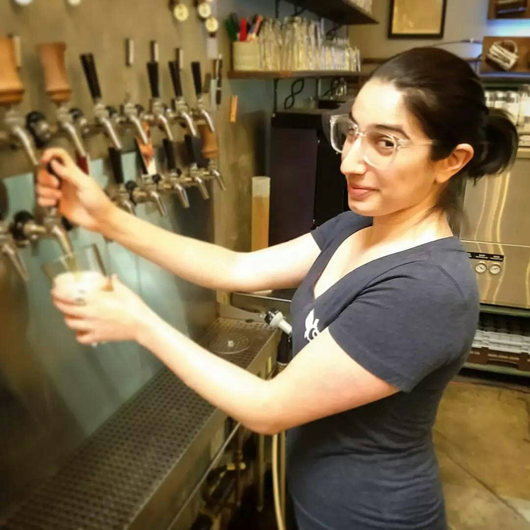 FROM @arcanabrewing Caroline in charge of the bar for Darts & Drafts 🍻🎯🍻 Come enjoy a round or two, open 3-8ish! ---------------------------------- #carlsbad #northcounty #sandiego #craftbeer #sdbeer #drinklocal #indiebeer #cheerstobeers #instabeer #beerstagram #thirstythursday #thorsday #darts #dartnight #dartleague